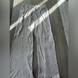 GAP Heather Gray Knit Pants